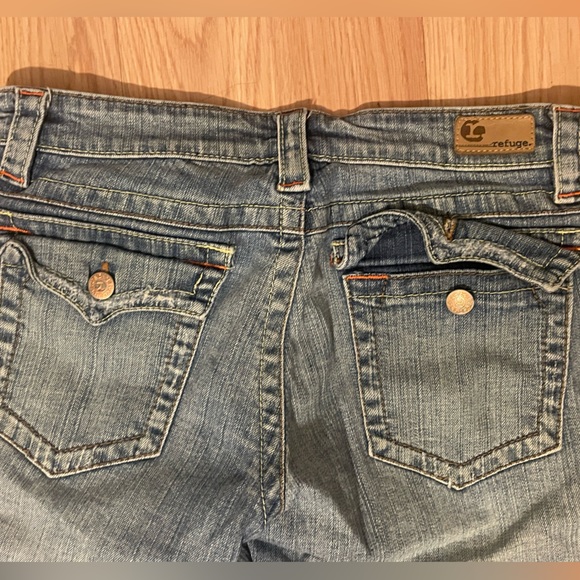 Refuge premium blue capri jeans - Picture 4 of 6